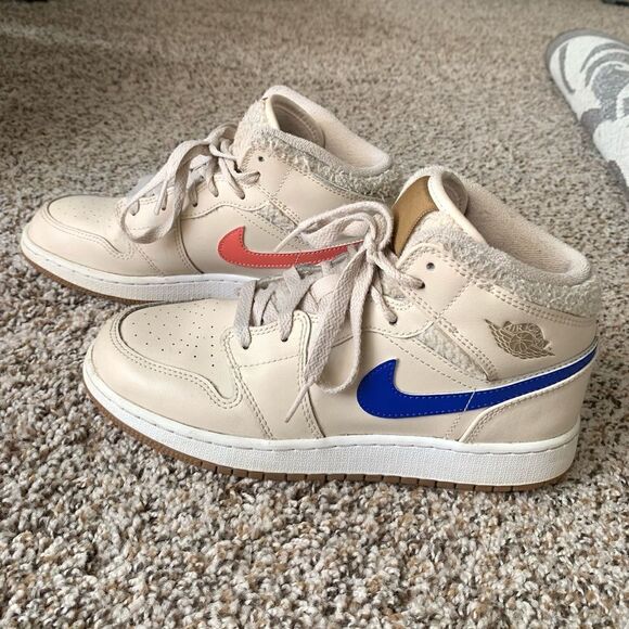2021 Air Jordan 1 Mid Utility GS Fleece Shoes Cream 6Y - Picture 1 of 7